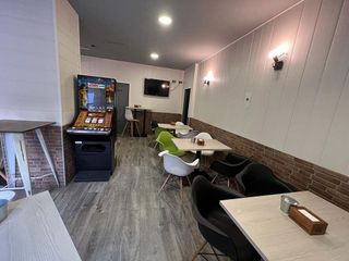 Local comercial en venta en San Mamés - La Palomera en León