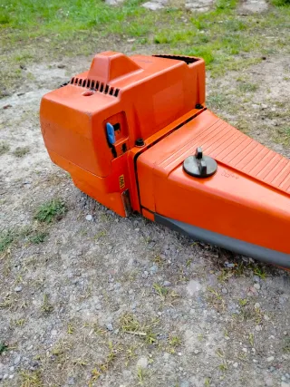 Desbrozadora Husqvarna 245r