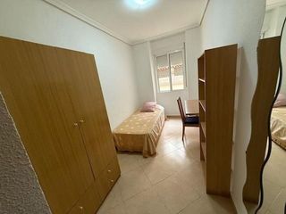 Piso en alquiler en Centro en Murcia