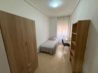 Piso en alquiler en Centro en Murcia