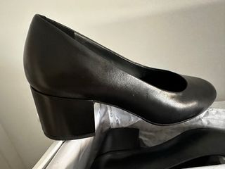 Zapatos Geox tacón medio negros