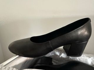 Zapatos Geox tacón medio negros