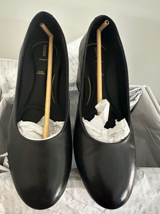 Zapatos Geox tacón medio negros