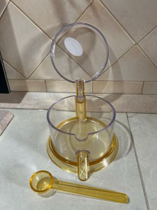 Formaggiera Guzzini plastica trasparente gialla