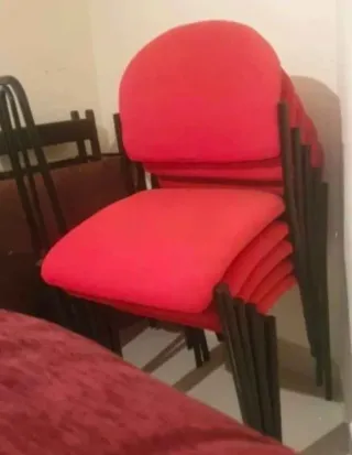 6 Sillas Rojas Apilables