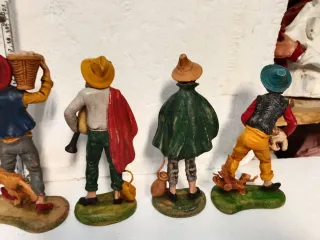 Pastori Presepe euro 15 al pezzo