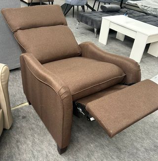 Sillón reclinable marrón tela