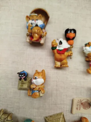 Collezione Kinder Sorpresa Gatti Egizi