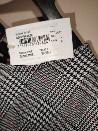 Vestido Guess corto talla L