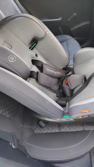 Silla de coche Babyauto gris
