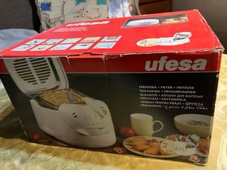 Freidora Eléctrica 2L UFESA SIN USO