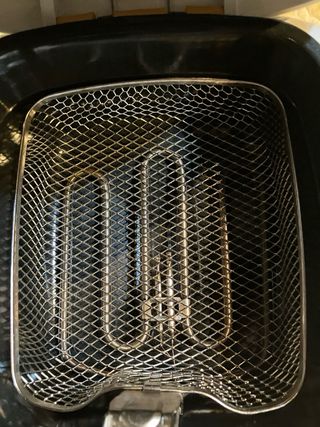 Freidora Eléctrica 2L UFESA SIN USO