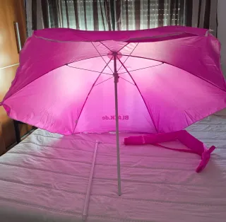 Sombrilla rosa BLACK.de