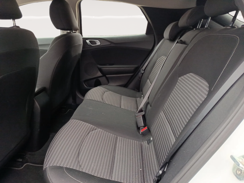 Kia XCeed 2021, foto 21