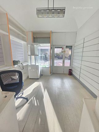 Local comercial en alquiler en Centro - Puerto Viejo en Getxo