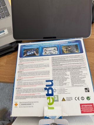 PS Vita Negra con magi a