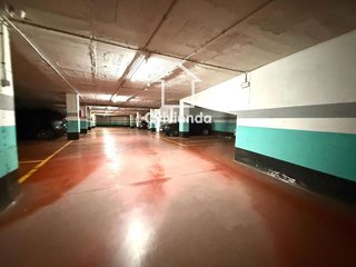 Garaje en venta en Ca n'Anglada en Terrassa