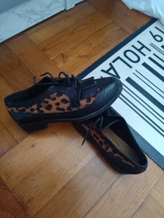 Zapatos de mujer negros y multicolor