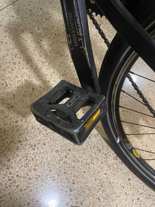 Bicicleta GT Chucker Negra