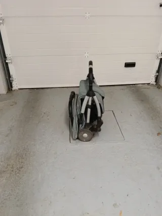 Silla de paseo chicco ultraplegable hasta 25kg.