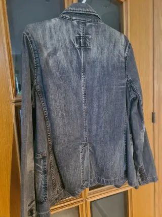 Chaqueta vaquera gris de buena calidad