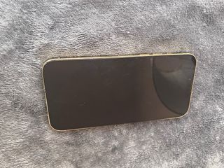 iPhone 13 Pro Max Dorado (pantalla no va)