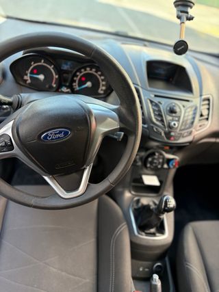 Ford Fiesta 2014