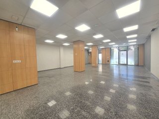 Local comercial en venta en Torrefiel en Valencia