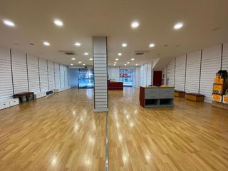 Local comercial en alquiler en Can Nadal - Falguera en Sant Feliu de Llobregat