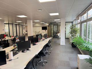 Oficina en alquiler en Les Corts en Barcelona