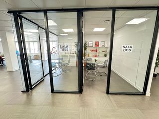 Oficina en alquiler en Les Corts en Barcelona
