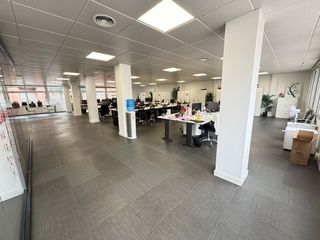 Oficina en alquiler en Les Corts en Barcelona