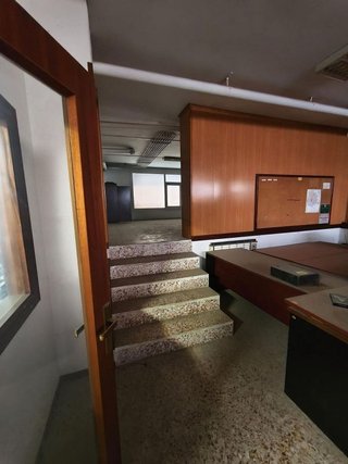 Local comercial en venta en La Roureda en Viladecans