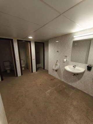 Local comercial en venta en La Roureda en Viladecans