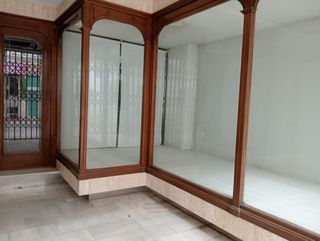 Local comercial en alquiler en Núcleo Urbano en Chiclana de la Frontera