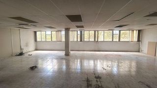 Local comercial en alquiler en Centre en Hospitalet de Llobregat, L´