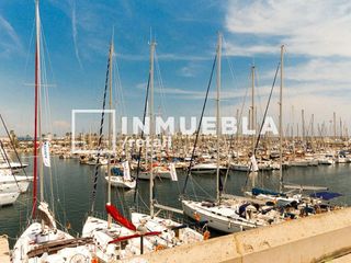 Local comercial en alquiler en Diagonal Mar i el Front Marítim del Poblenou en Barcelona