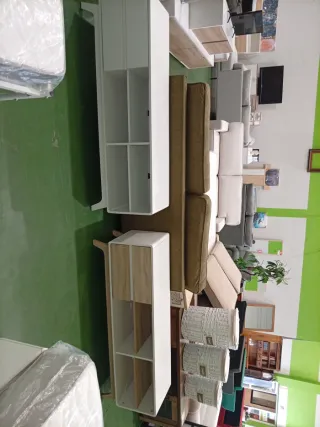 Mueble TV blanco y madera