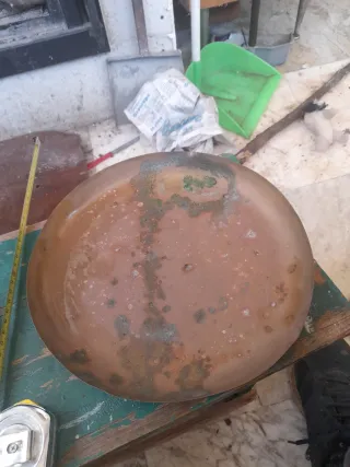 Piatto rotondo in ottone