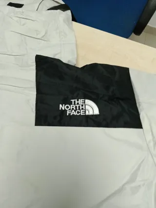 Chaqueta impermeable