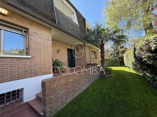 Casa pareada en alquiler en Piovera - Conde Orgaz en Madrid