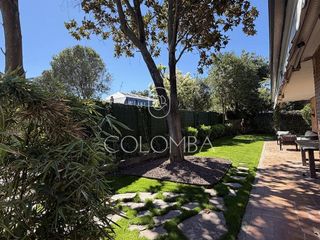 Casa pareada en alquiler en Piovera - Conde Orgaz en Madrid