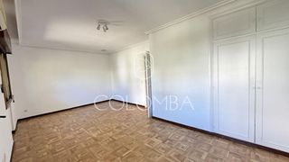 Casa pareada en alquiler en Piovera - Conde Orgaz en Madrid