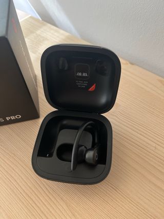 Auricular Derecho Power Beats Pro Negro