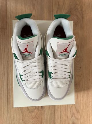 Jordan 4 Blancas y Verdes Talla 40