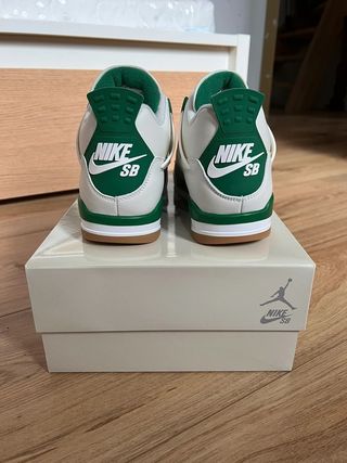 Jordan 4 Blancas y Verdes Talla 40