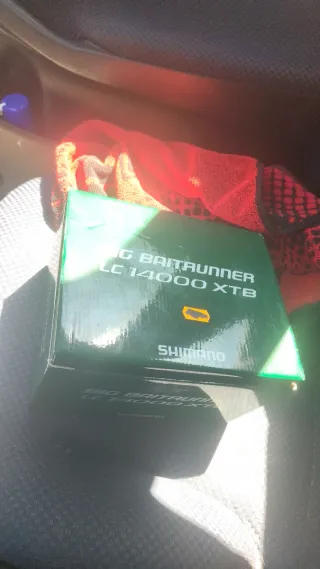 Carrete Shimano Big Baitrunner LC 14000 XTB nuevo