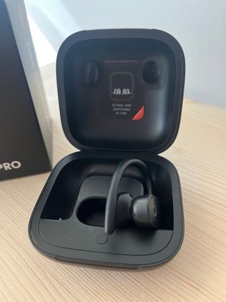 Auricular Derecho Power Beats Pro Negro