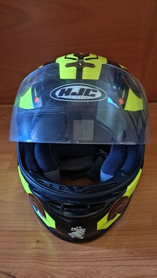 Casco HJC para niño talla P