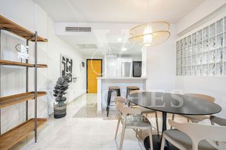 Piso en alquiler en Santa Catalina - Canteras en Palmas de Gran Canaria(Las)